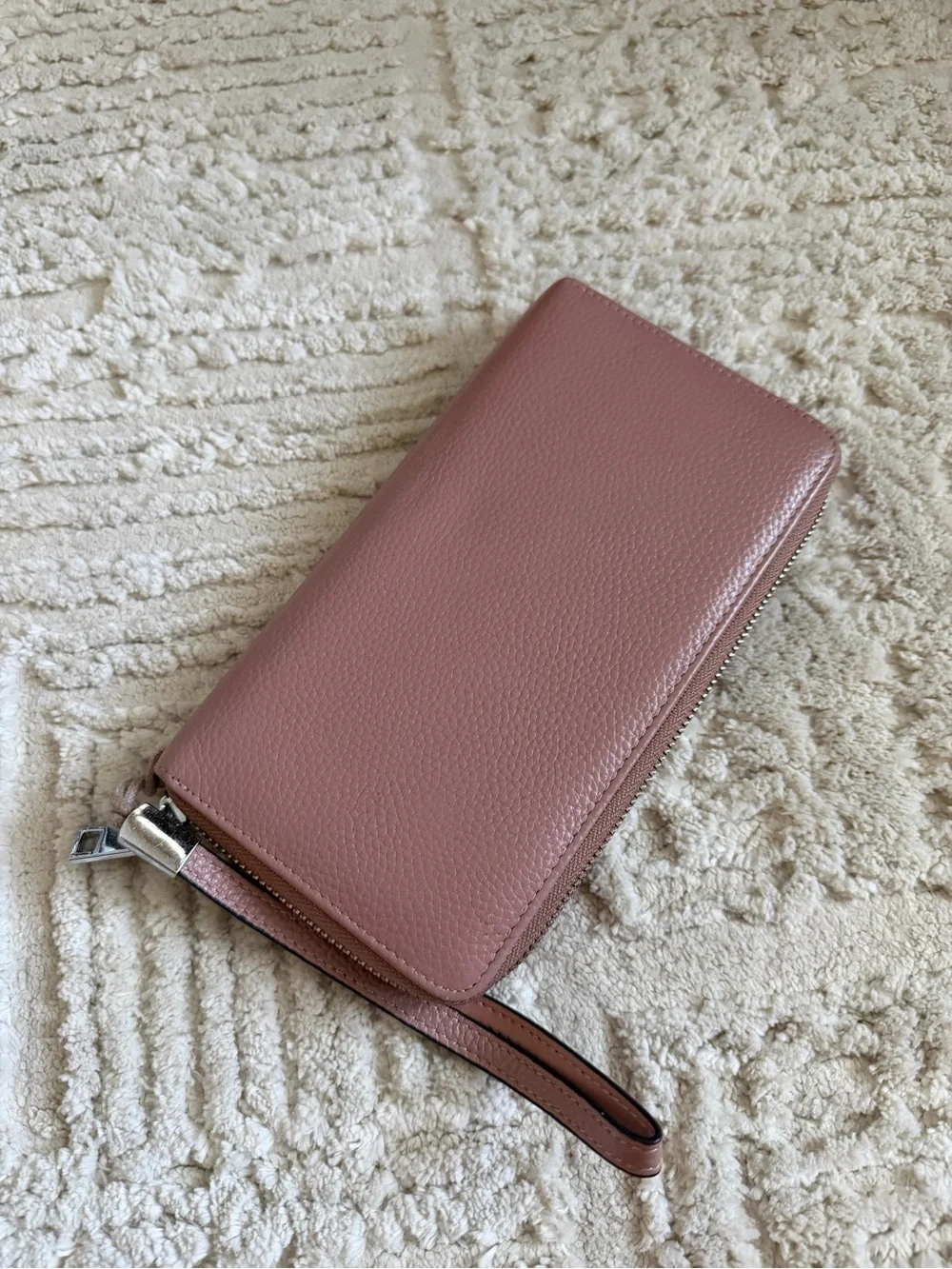 Bostanten Leather Zip-Around Wristlet Wallet Dusty Rose
